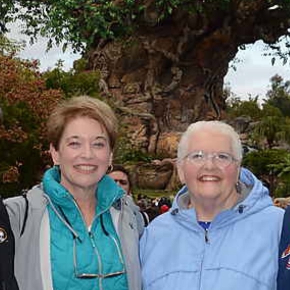 Meet Your Poshers - Pat, Linda and Kristina - Picture 3 of 3